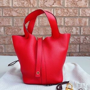 Hermes Picotin 18 Rouge Clemence GHW